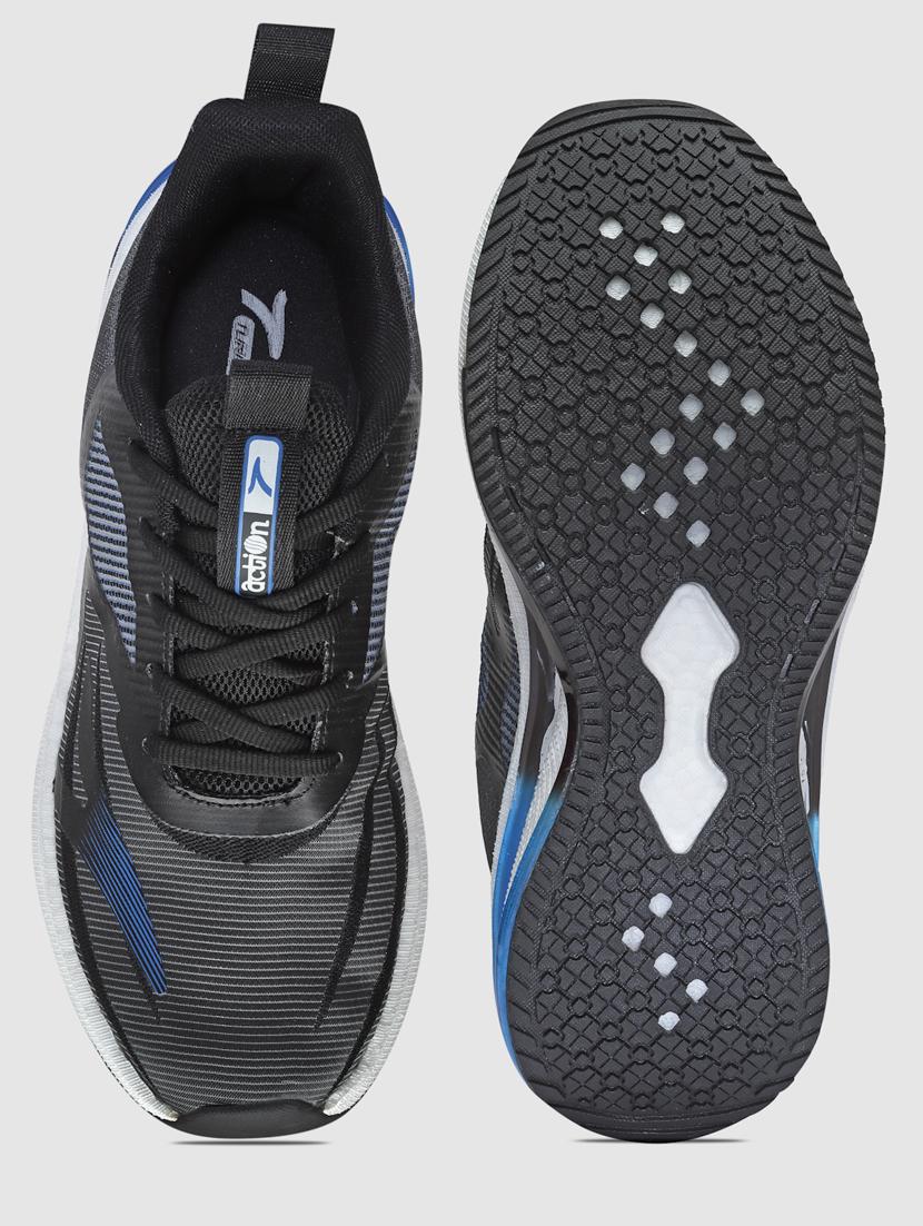 men lace up sports shoes - 21460878 - Standard Image - 4