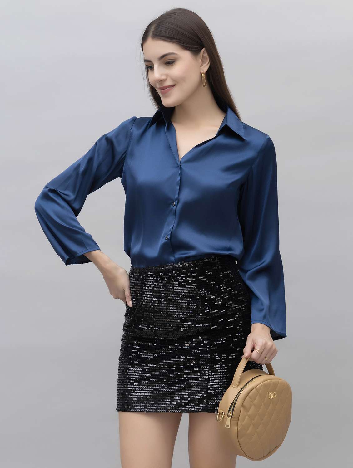 women solid collared bell sleeves regular shirt