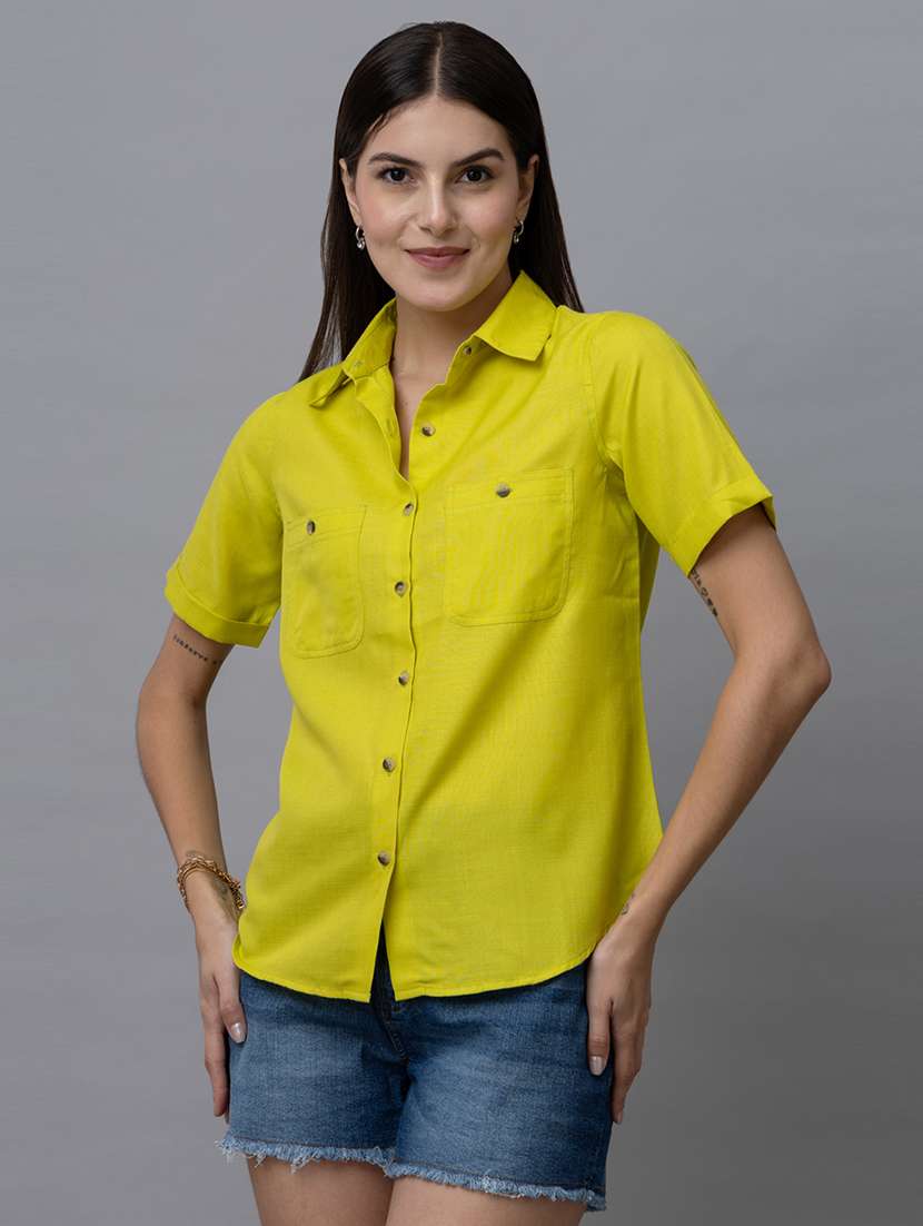women solid collared shorts sleeves shirt