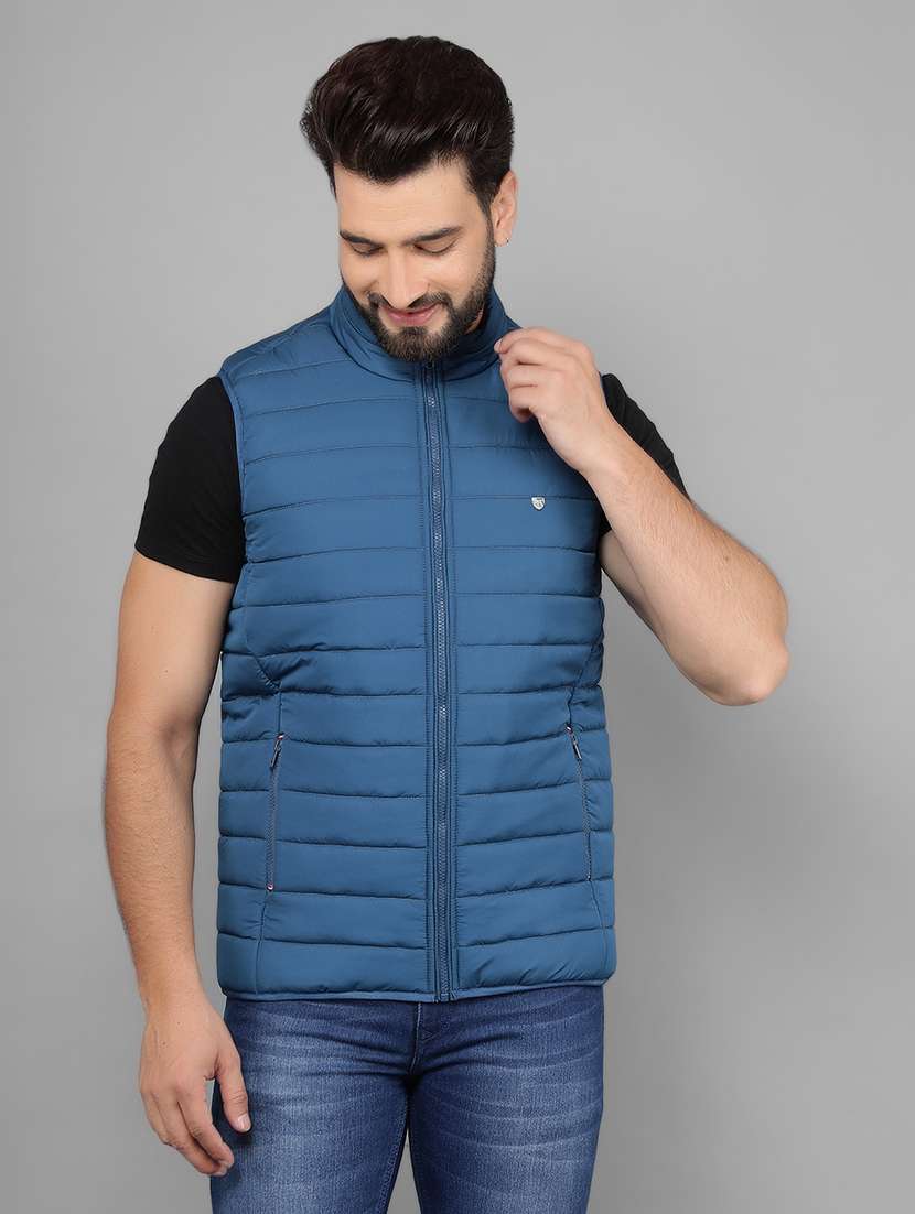 men sleeveless solid quilted jacket