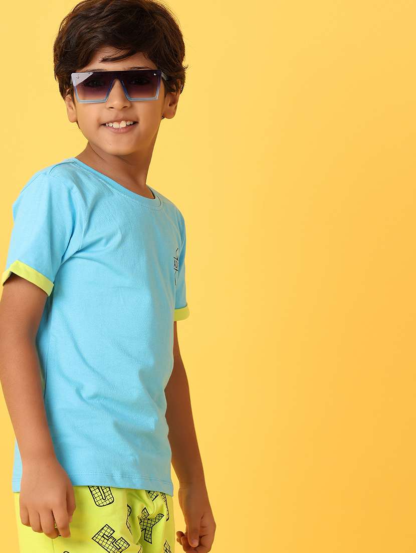 boys cotton shorts twin set - 21461380 -  Standard Image - 4