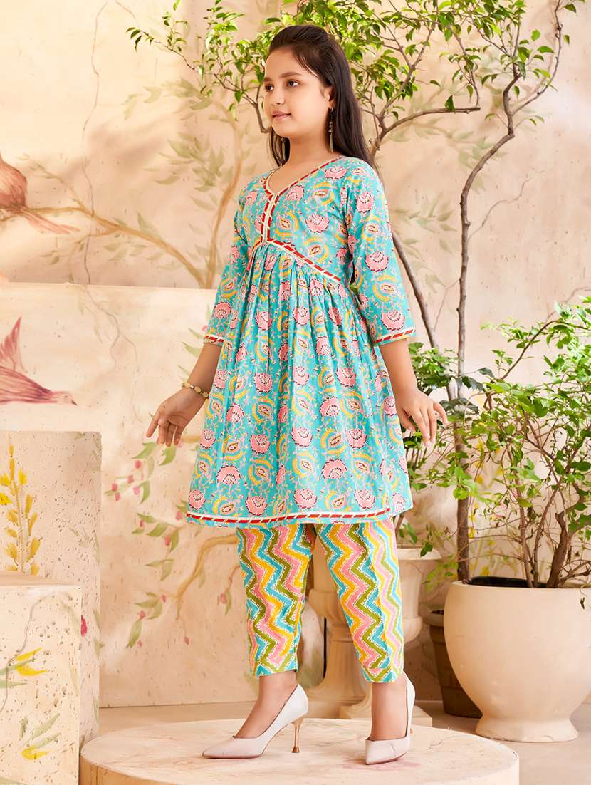 girls printed ethnic wear suit set - 21462602 -  Standard Image - 1