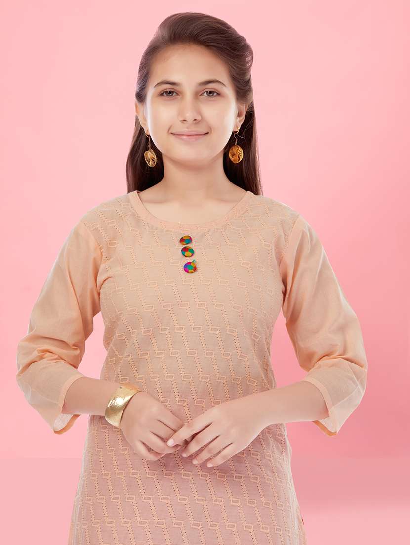 girls peach round neck straight kurta - 21462677 -  Standard Image - 4