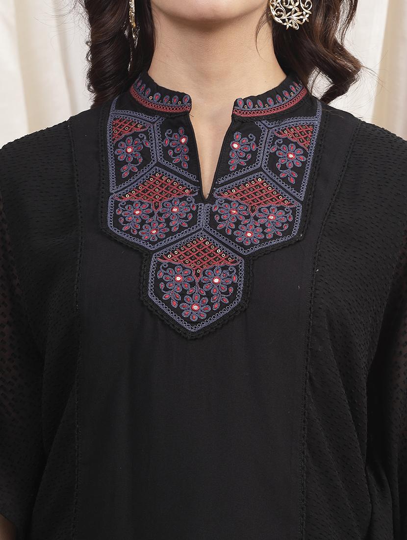 women black embroidered kaftan kurti - 21463033 - Standard Image - 4