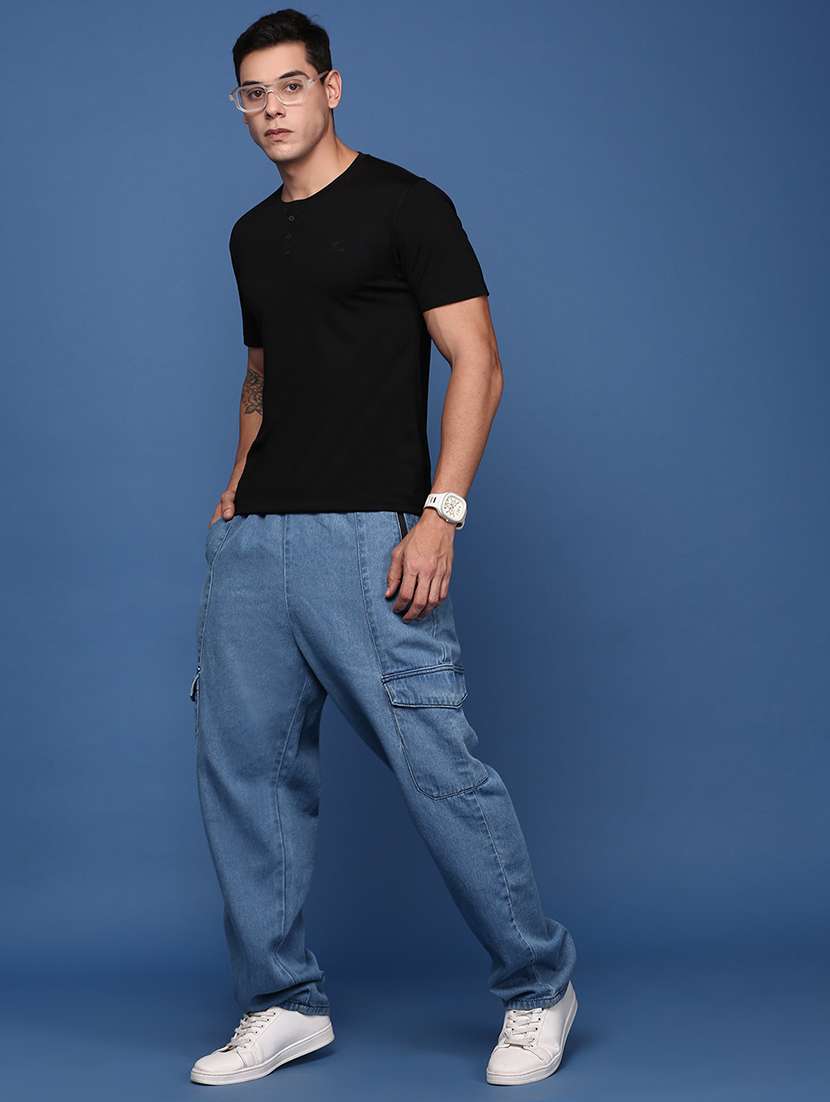 men solid round neck t-shirt - 21463206 -  Standard Image - 4