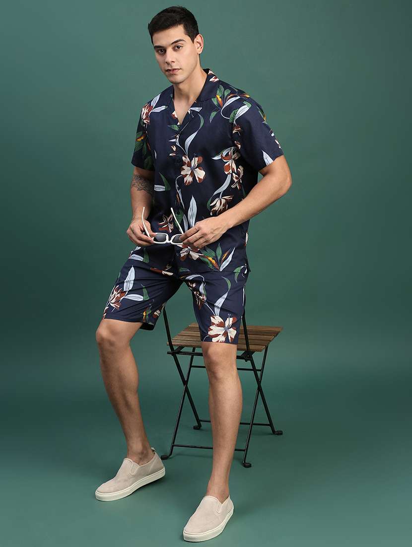 men printed shirt & shorts co-ord set - 21463219 -  Standard Image - 4