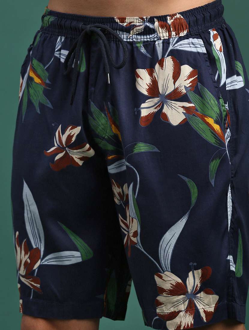 men printed shirt & shorts co-ord set - 21463219 -  Standard Image - 6