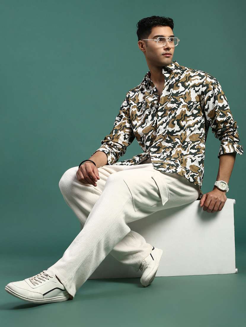 men printed casual shirt - 21463225 - Standard Image - 4