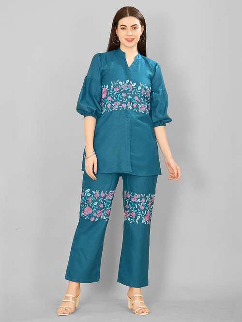 women embroidered co-ord set
