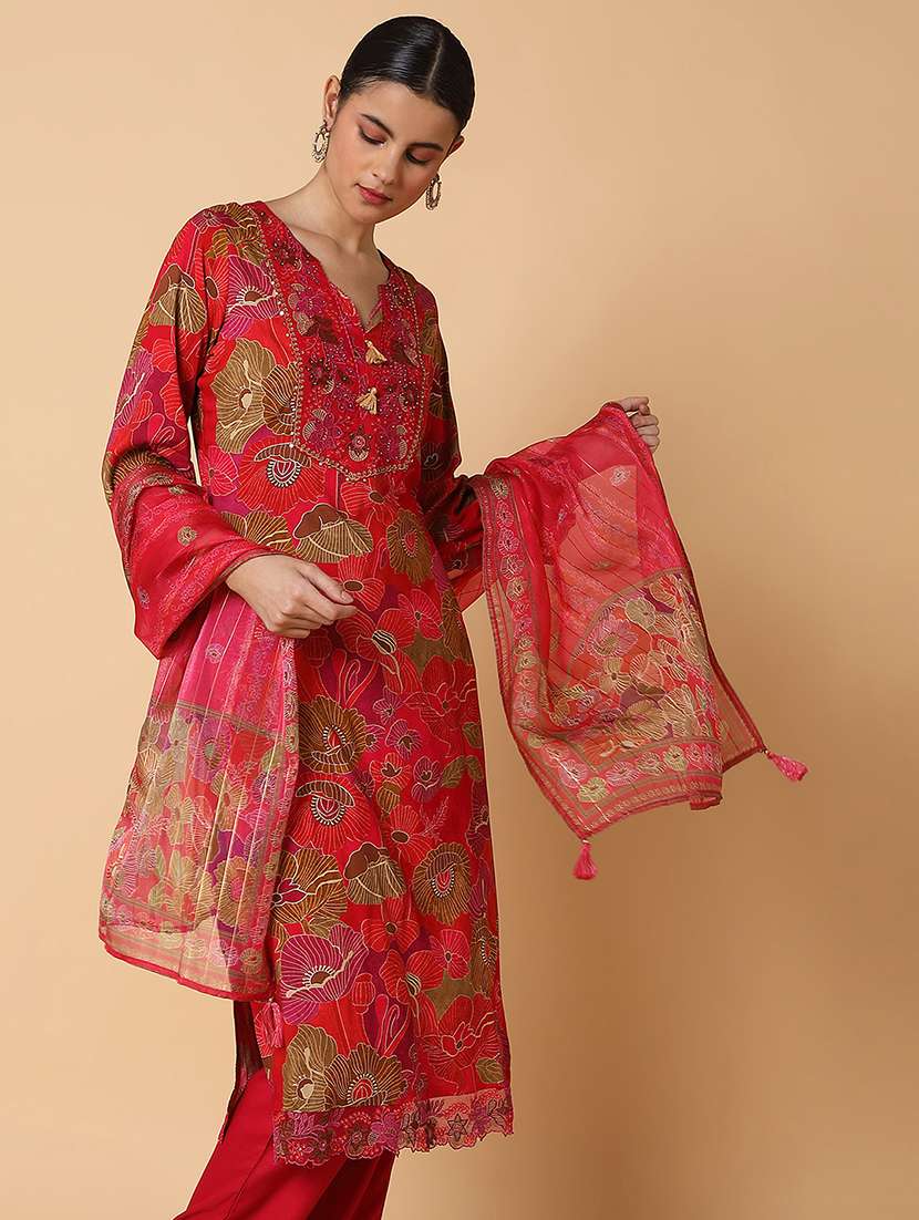 women floral printed kurta pant set with dupatta - 21463472 -  Standard Image - 4