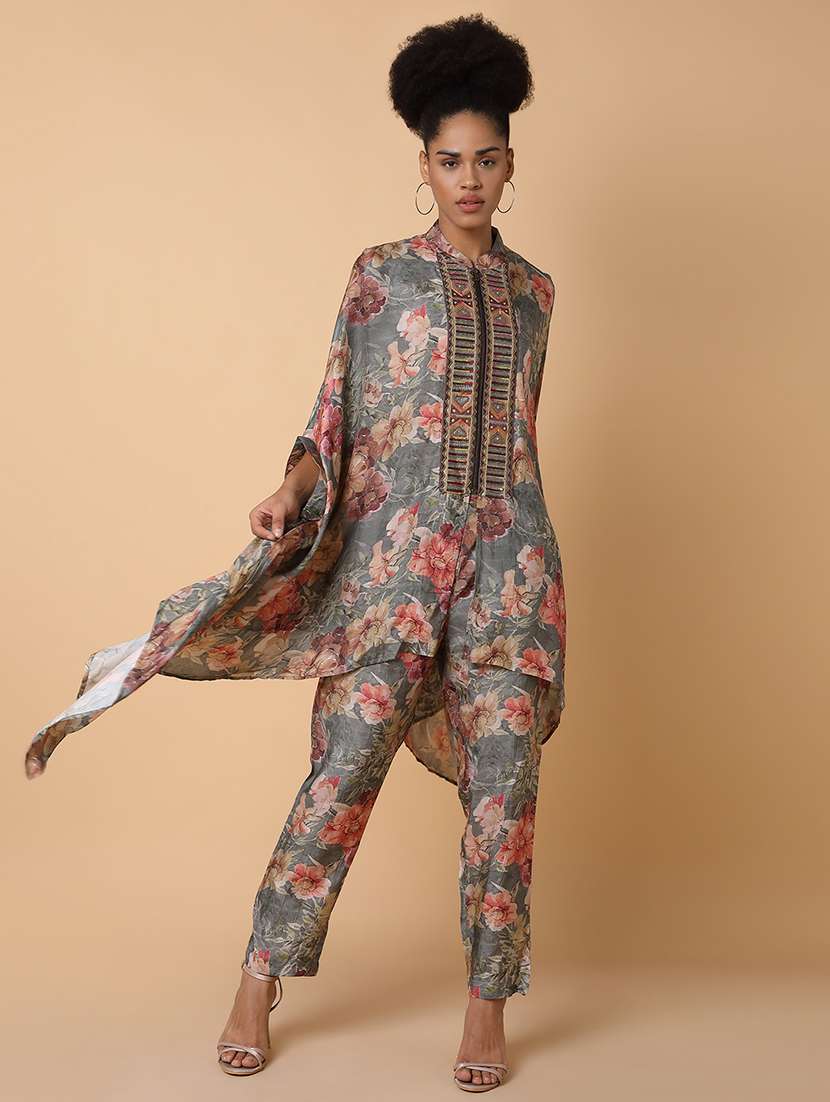 women floral printed mandarin neck fusion set - 21463493 -  Standard Image - 1