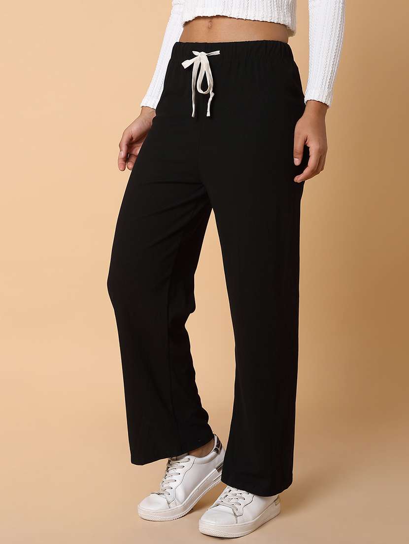 black lycra trousers - 21463602 -  Standard Image - 1