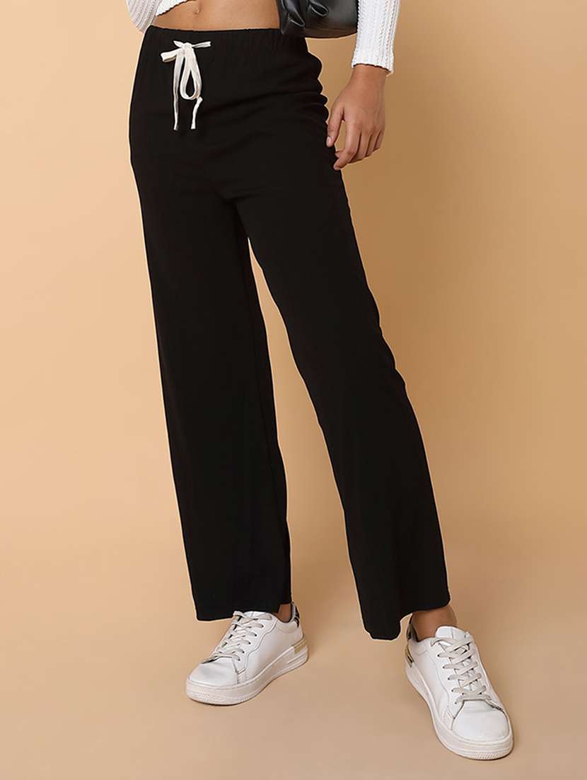black lycra trousers - 21463602 -  Standard Image - 4