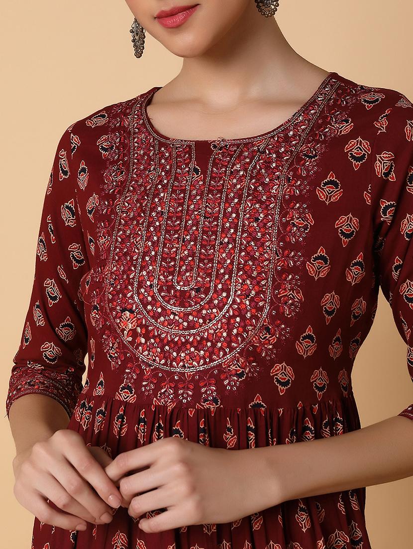 women three quarter sleeve flared kurta - 21463640 - Standard Image - 6