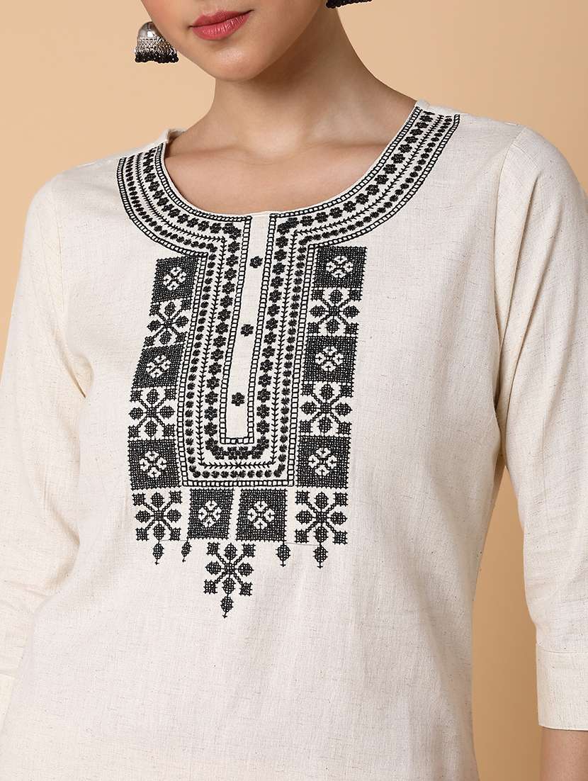 women three quarter sleeve straight kurta - 21463649 -  Standard Image - 6