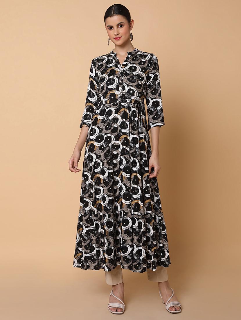 women three quarter sleeve anarkali kurta - 21463675 -  Zoom Image - 0