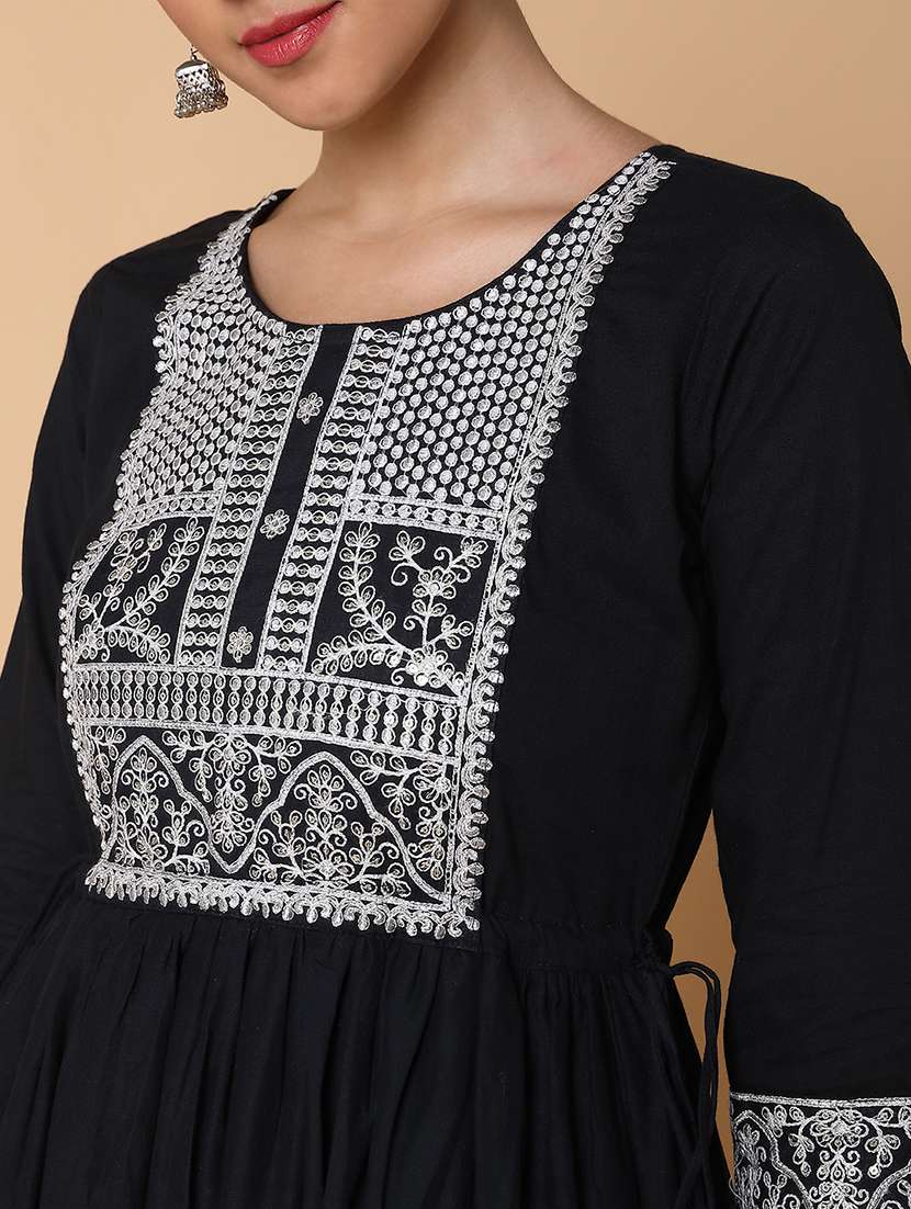 women three quarter sleeve anarkali kurta - 21463682 -  Standard Image - 6