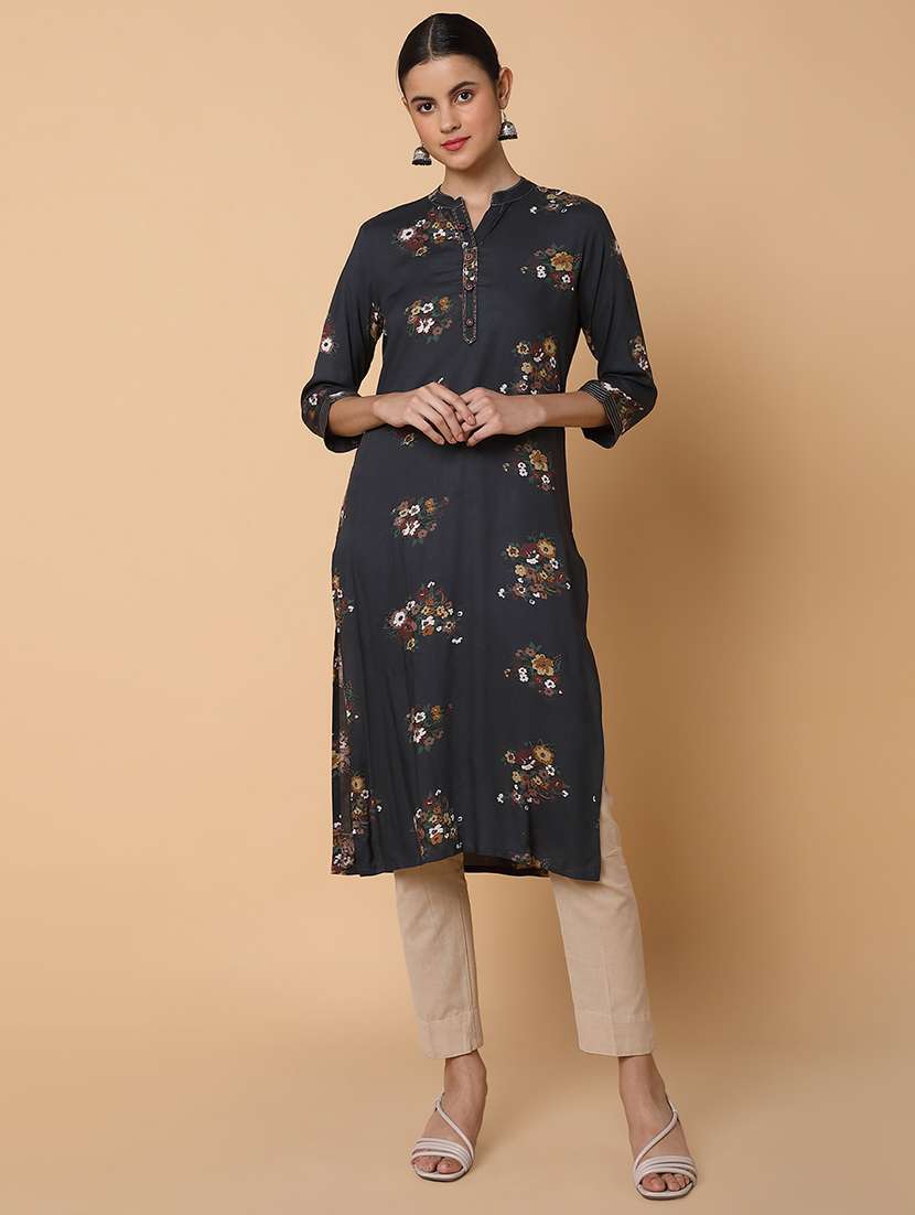 women three quarter sleeve straight kurta