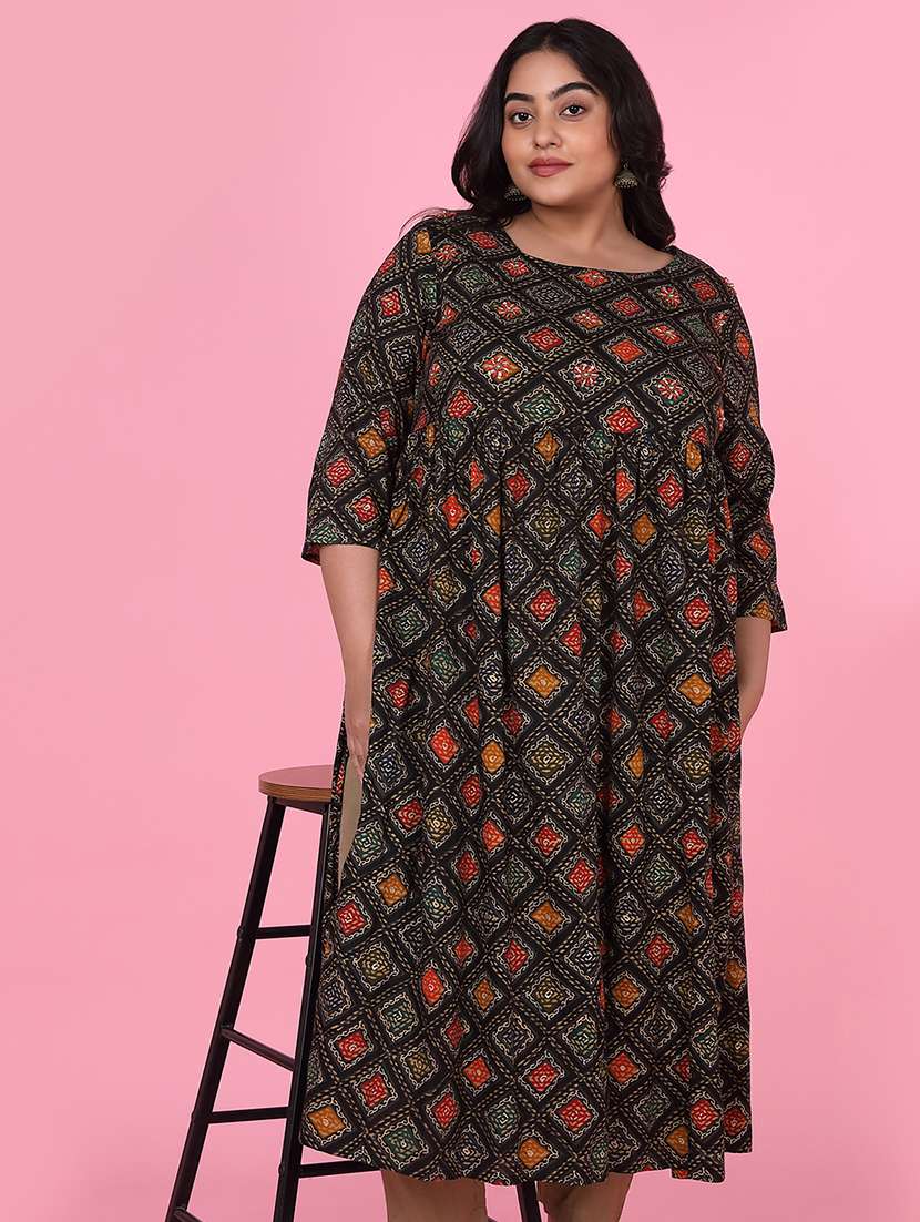 women three quarter sleeve a-line kurta - 21463706 - Standard Image - 4
