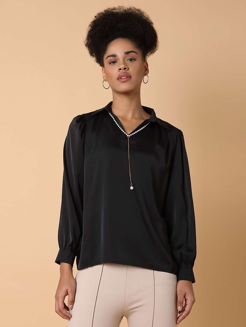 women solid collared long sleeves top