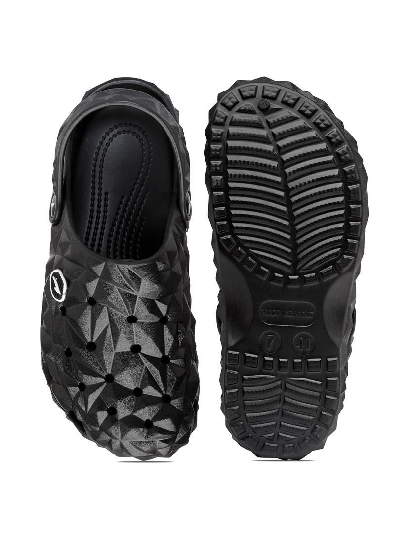 men solid slip on clogs - 21466248 - Standard Image - 4