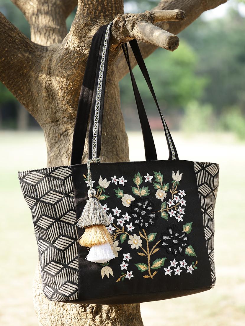 women black cotton regular tote bag - 21466992 -  Zoom Image - 0