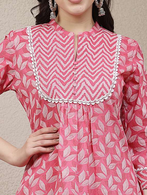 women pink printed kurta palazzo set - 21468567 -  Standard Image - 4