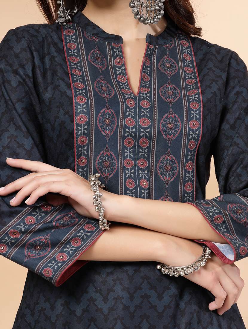 women navy blue kurta palazzo set  - 21468581 -  Standard Image - 4