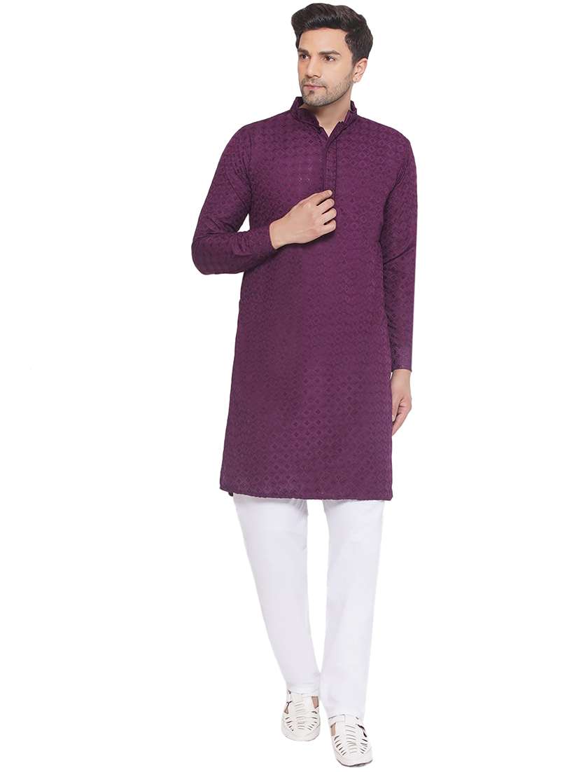 men embroidered mandarin neck long kurta 
