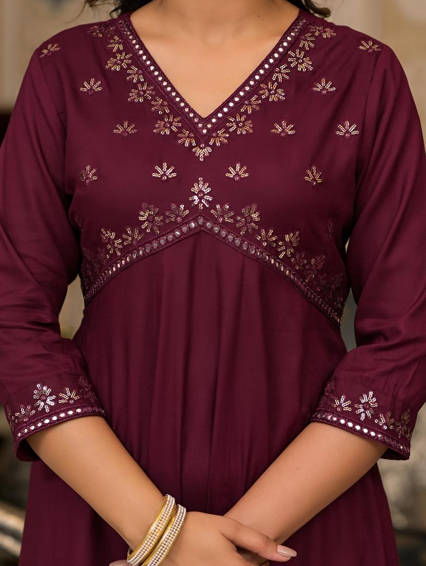 women maroon v neck fit & flare ethnic dress - 21471217 - Standard Image - 4