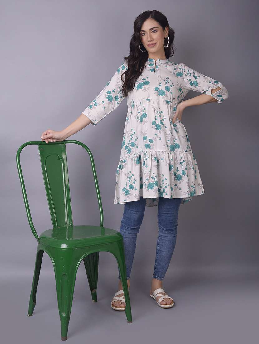 women off white rayon flared kurta