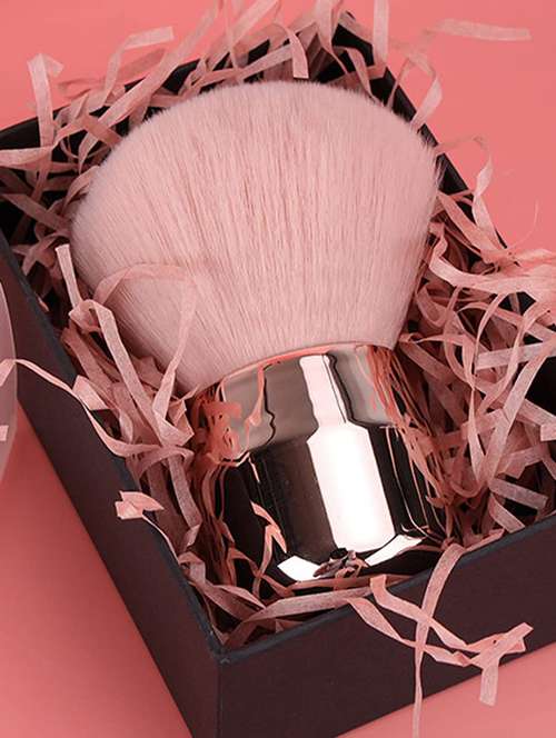 favon professional makeup/foundation/blush/brush (colour may vary)