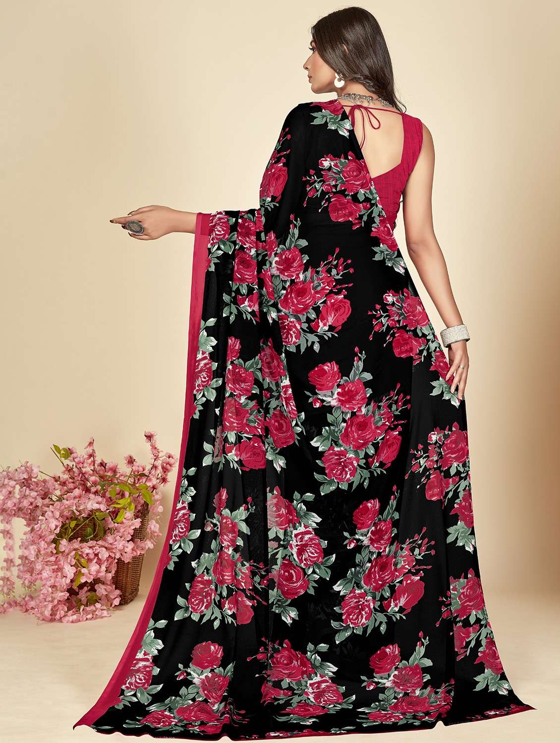 women printed casual wear sarees with blouse - 21480955 -  Standard Image - 1