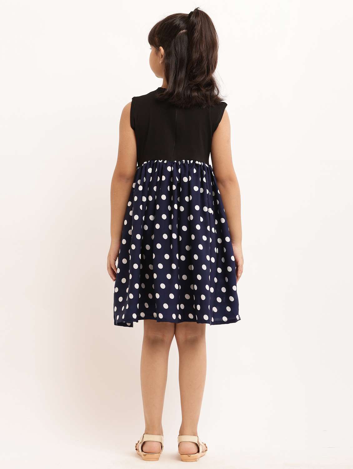 girl printed sleevless crepe frock - 21481076 - Standard Image - 4