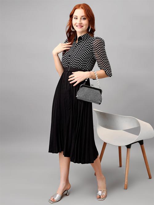 women chevron printed puff sleeves flared gown - 21481394 - Standard Image - 0