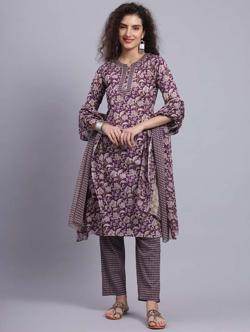 women floral three quarter sleeve kurta pant with dupatta set - 21481476 -  Standard Image - 4