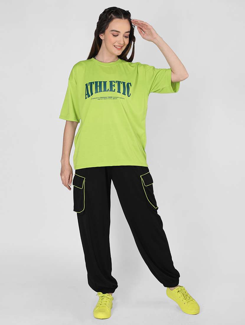 women printed t-shirt & jogger co-ord set