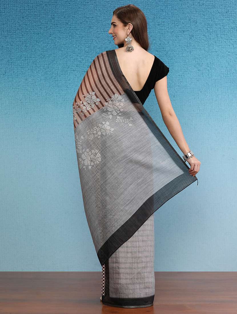 women self-designed handloom saree  - 21485762 -  Standard Image - 1