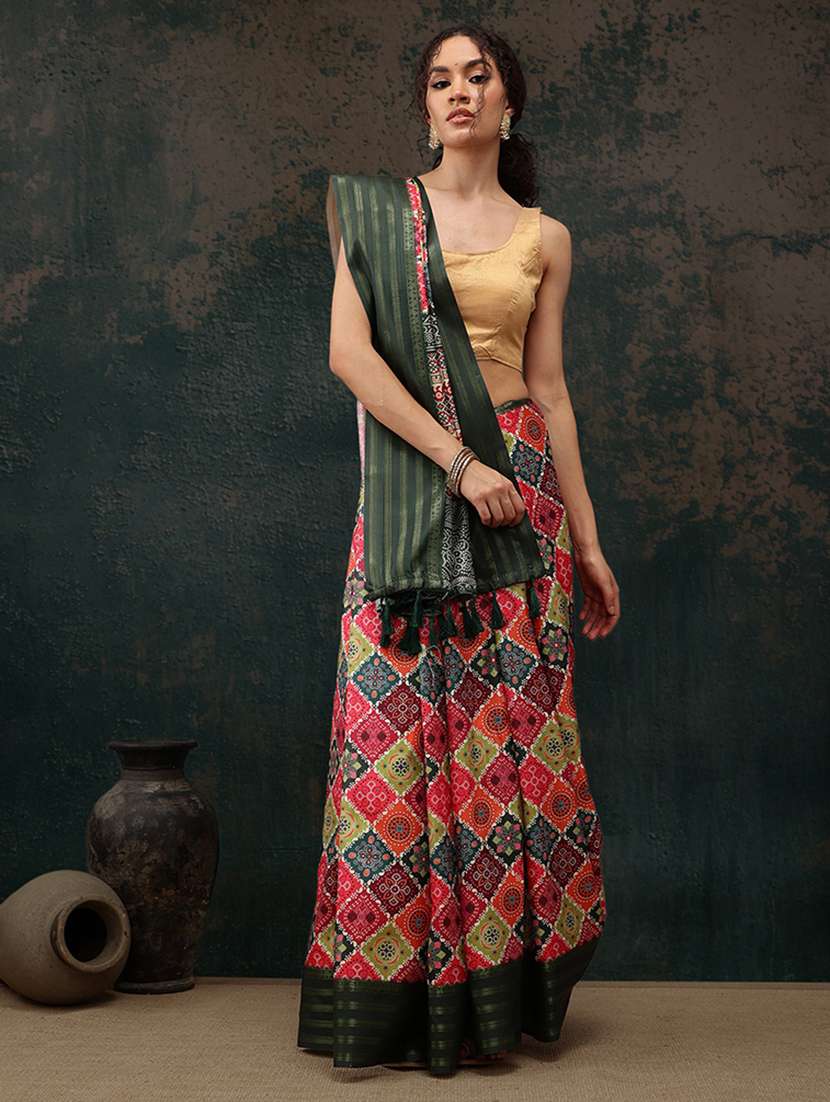 women bandhani printed casual saree with blouse  - 21485906 -  Standard Image - 1