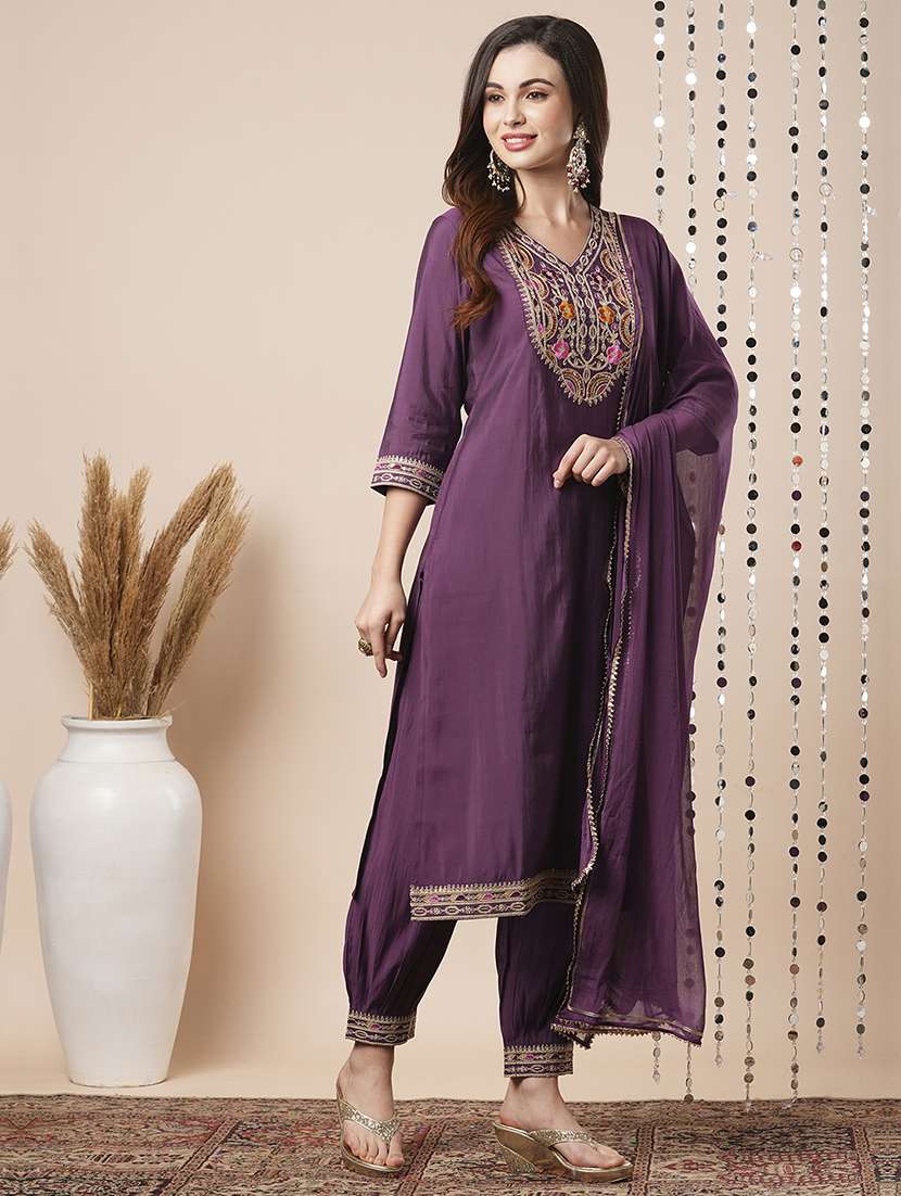 women's purple sequinned & floral embroidered v-neck straight festive kurta with afghani pants & dupatta - 21486220 -  Standard Image - 1