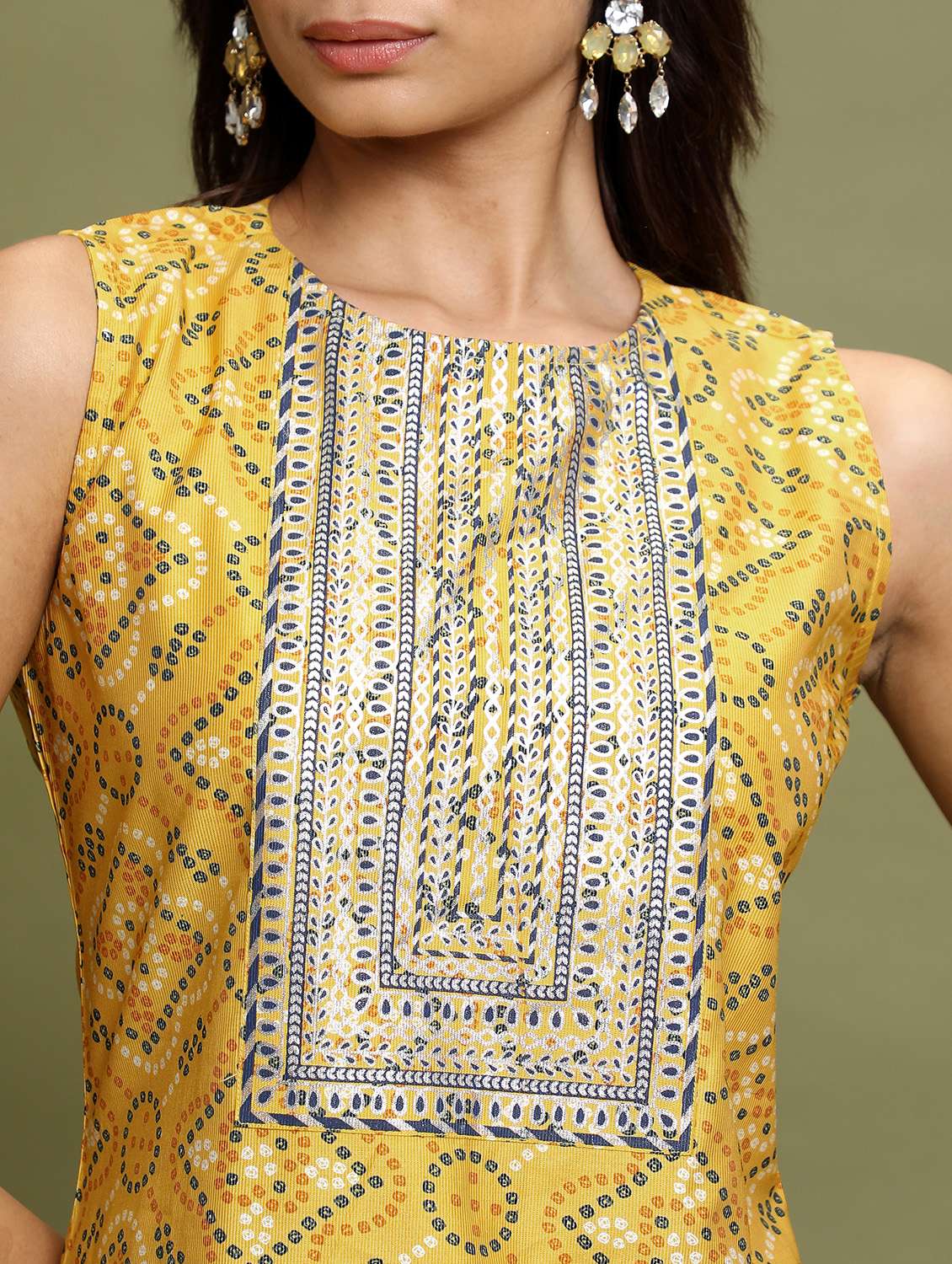 yellow printed kurta pant set - 21486406 - Standard Image - 4
