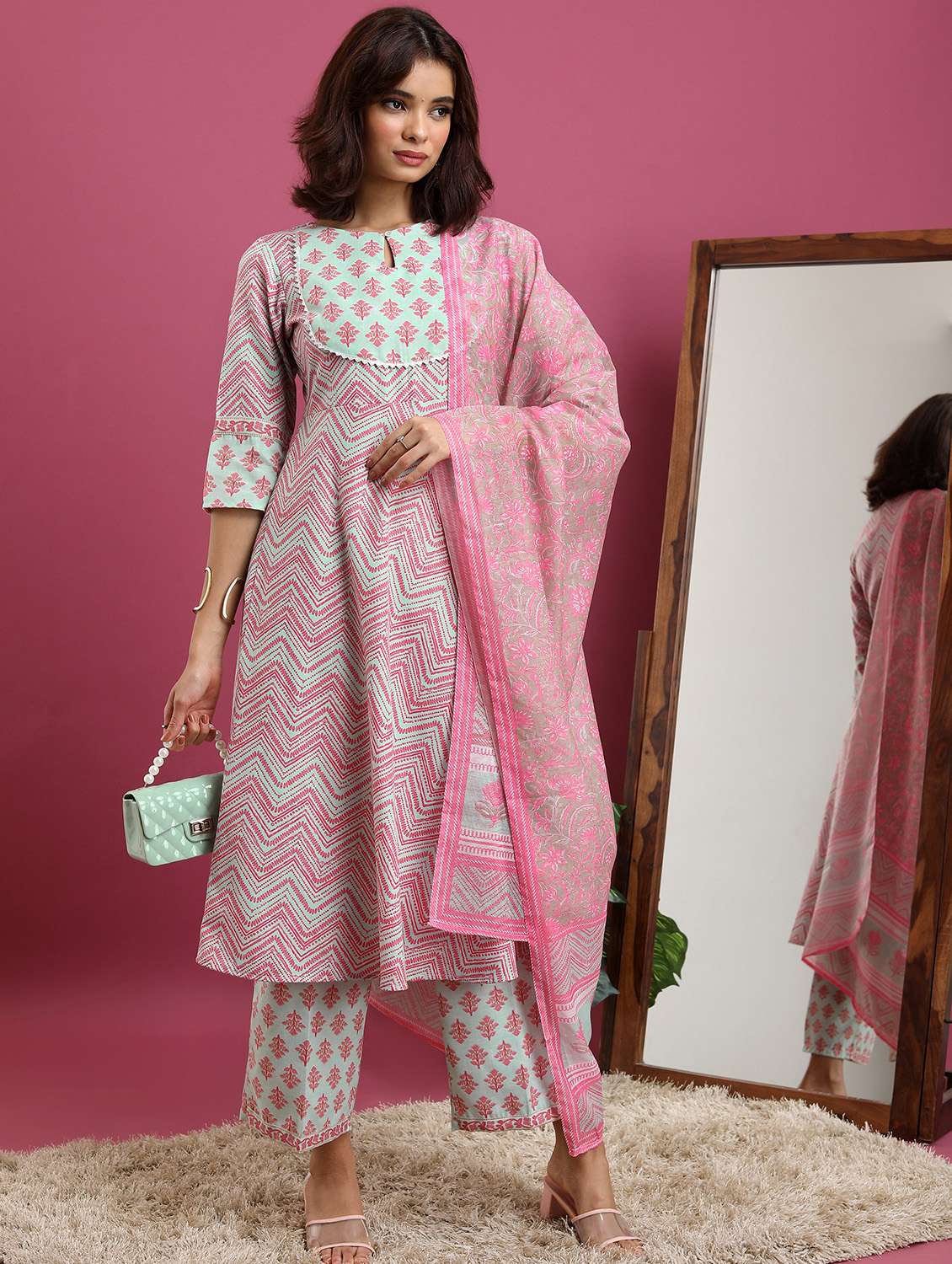 women printed kurta palazzo set with dupatta