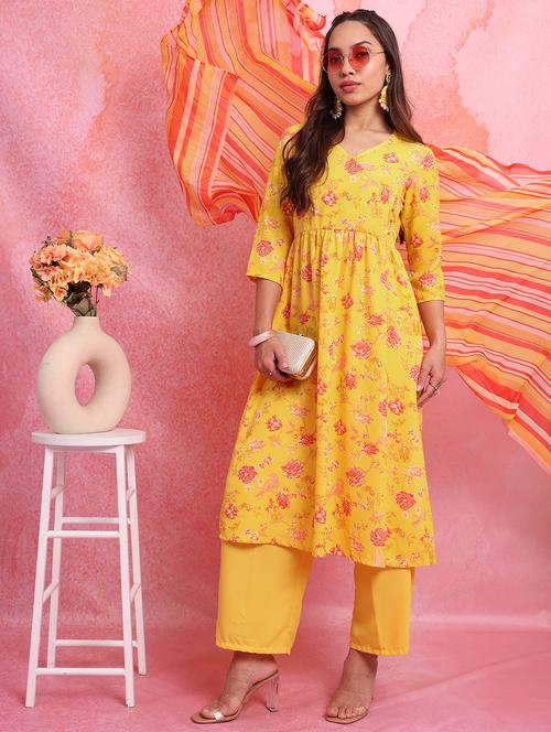 women flora printed kurta palazzo set with dupatta - 21486447 -  Standard Image - 0