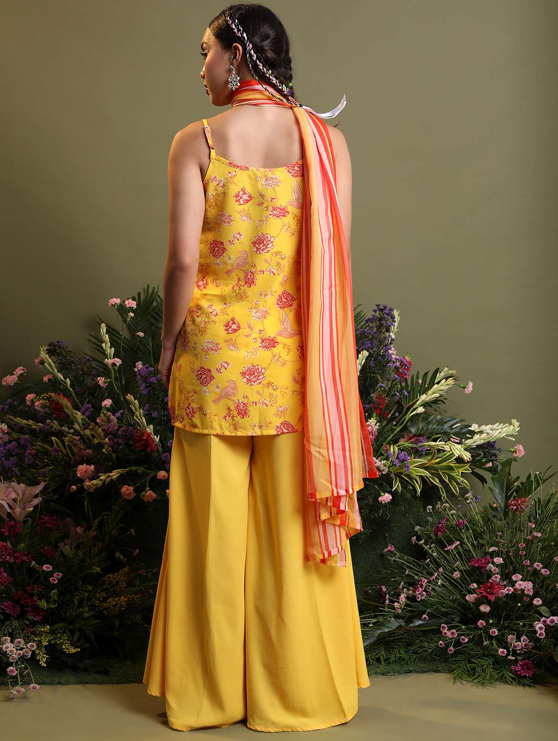 women floral printed kurta palazzo set with dupatta - 21486454 -  Standard Image - 4