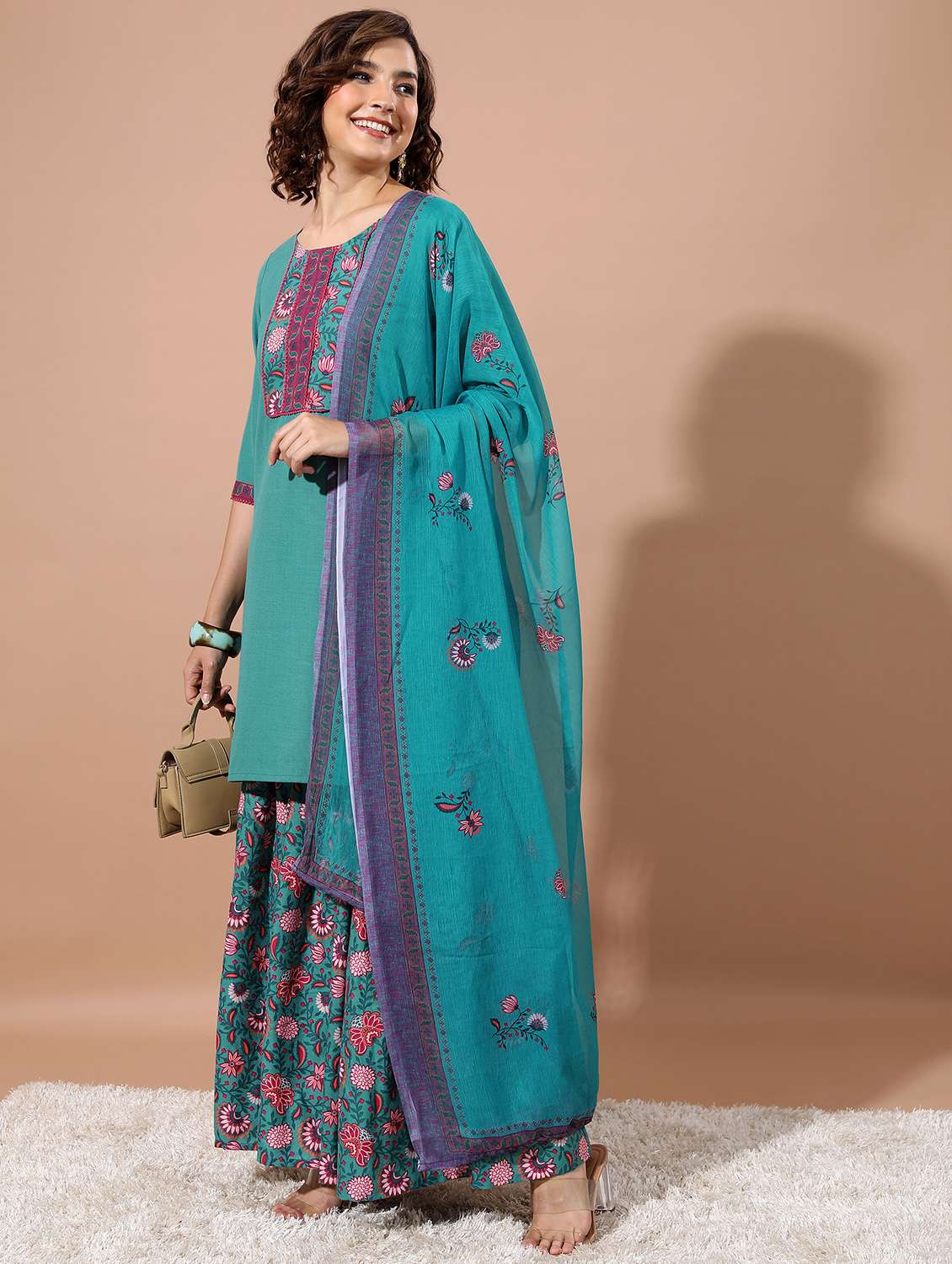 women green kurta sharara set with dupatta - 21486468 -  Standard Image - 1
