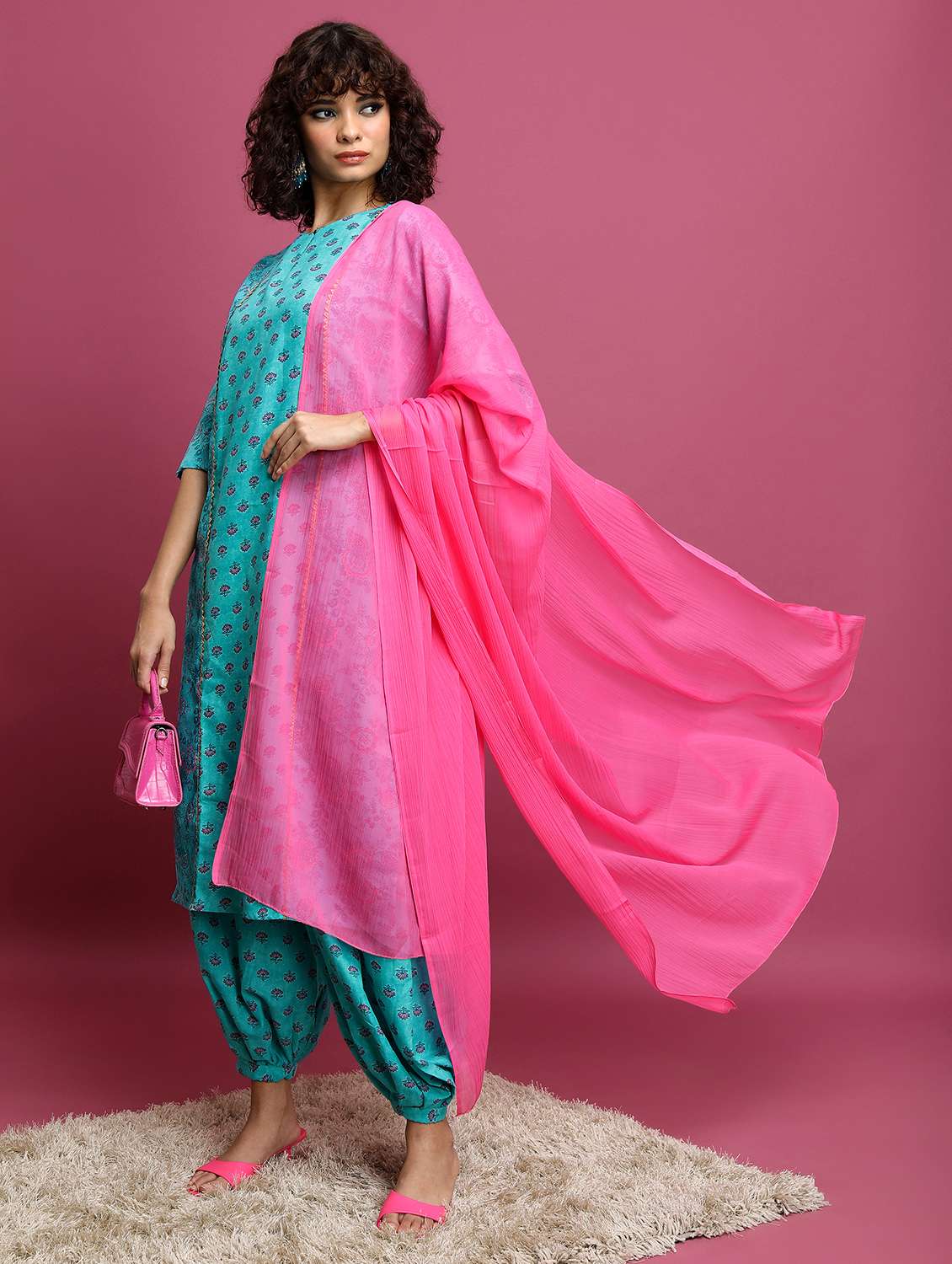 women floral printed kurta salwar set with dupatta - 21486480 -  Standard Image - 1