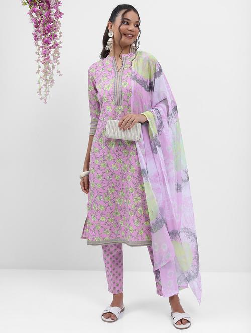 women lavender kurta pant set with dupatta - 21486504 -  Standard Image - 0