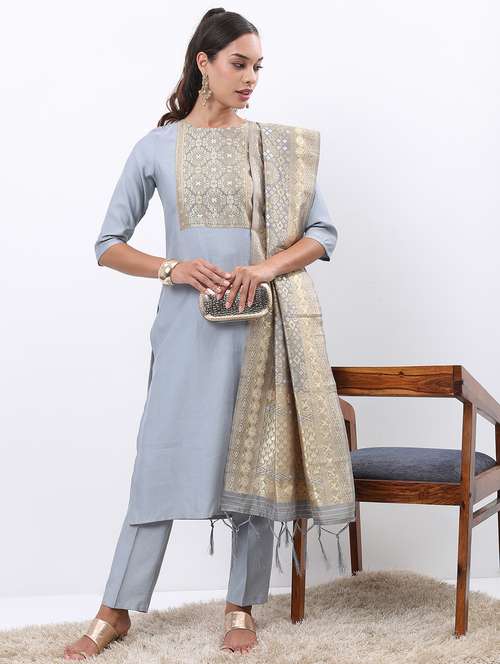 women self design kurta pant set with dupatta
