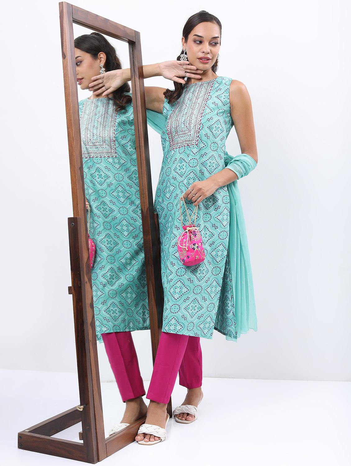 women printed kurta pant set with dupatta - 21486545 -  Zoom Image - 0