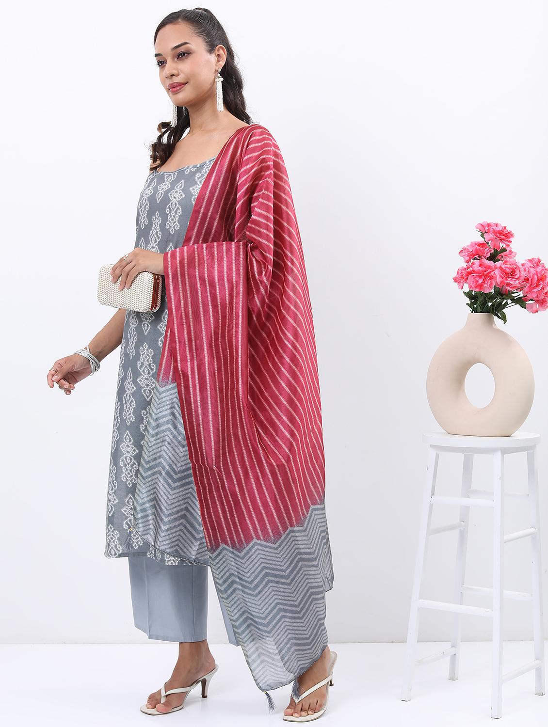 women printed kurta palazzos set with dupatta - 21486548 -  Standard Image - 1